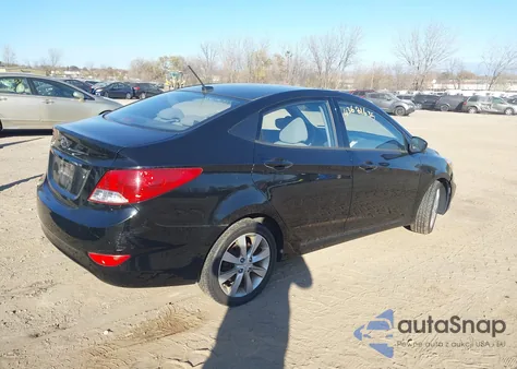 2012 Hyundai Accent Gls z USA, uszkodzony, nr VIN KMHCU4AE2CU249055
